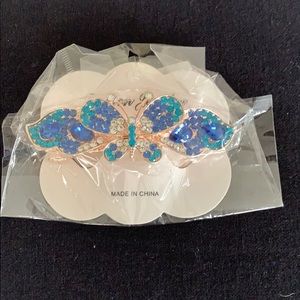 Lovely crystal hair clip